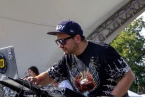 Tee DJ